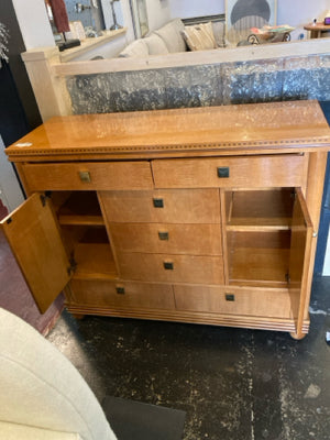 Hickory & White Inlaid 7 Drawer Dresser/Chest