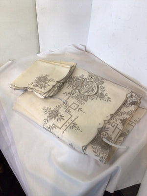Vintage Cream/Gray Linen Embroidered W/Napkins Tablecloth