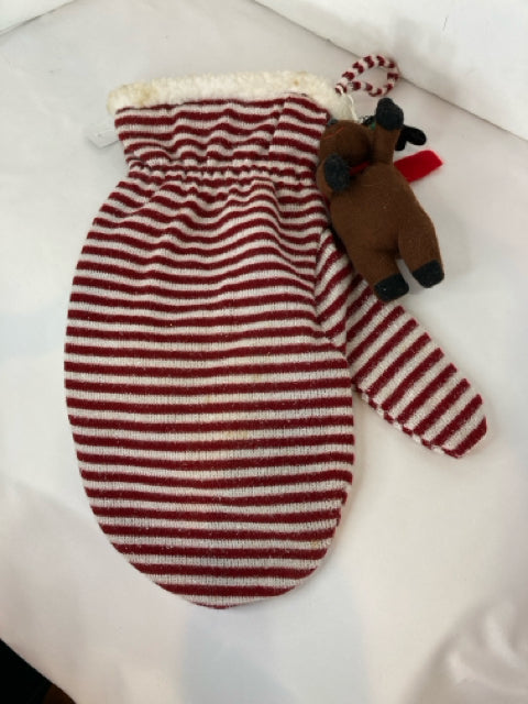 Stocking Red/white Knit Mitten Holiday Item