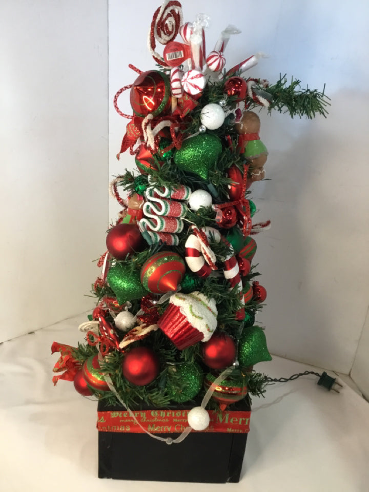 Light Up Red/Green Christmas Tree Cupcake Holiday Item