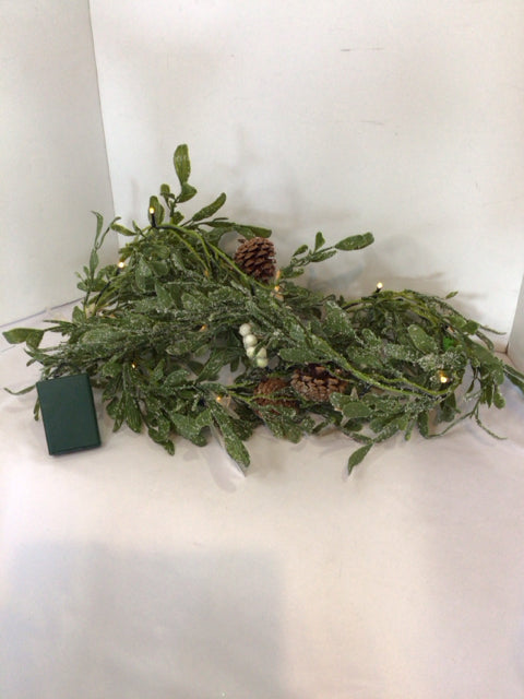 Garland Green Plastic Battery Operated Holiday Item