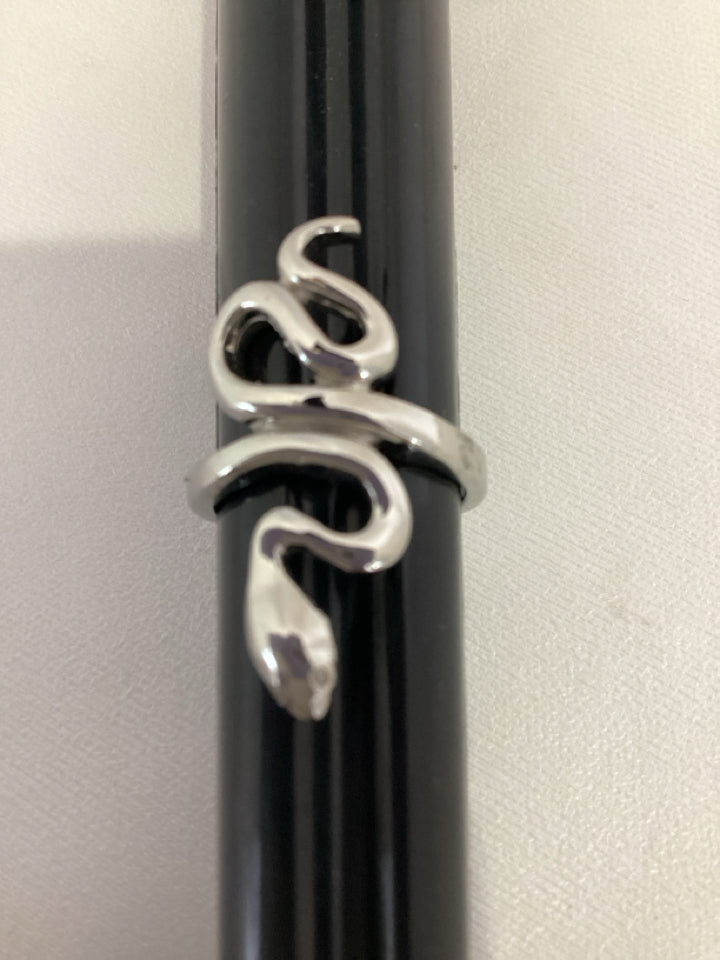 Silver Snake Ring