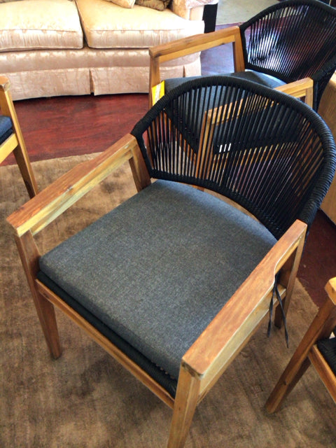 Outdoor/Outside Teak w/Cushion Black/Brown Chair