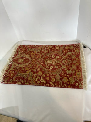 Throw Print Orange/Cream Rug