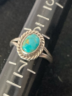 Sterling Silver Oval Turquoise Ring