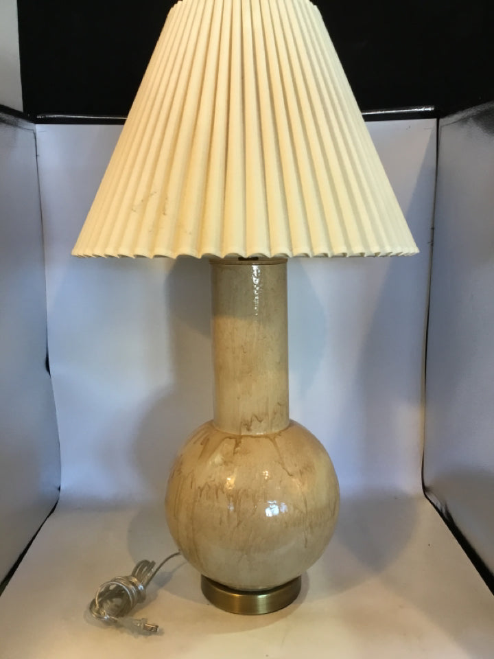 Brown Ceramic Drip Lamp