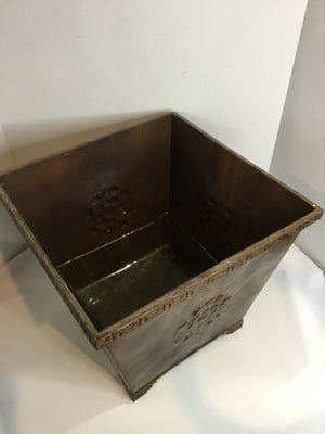 Outdoor/Outside Bronze Metal Planter