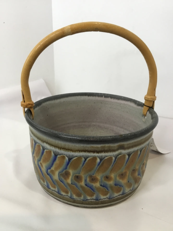 Blue/Brown Pottery w/ handle Bowl