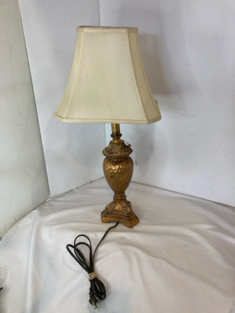 Traditional Metallic Resin As Is - Crack Lamp