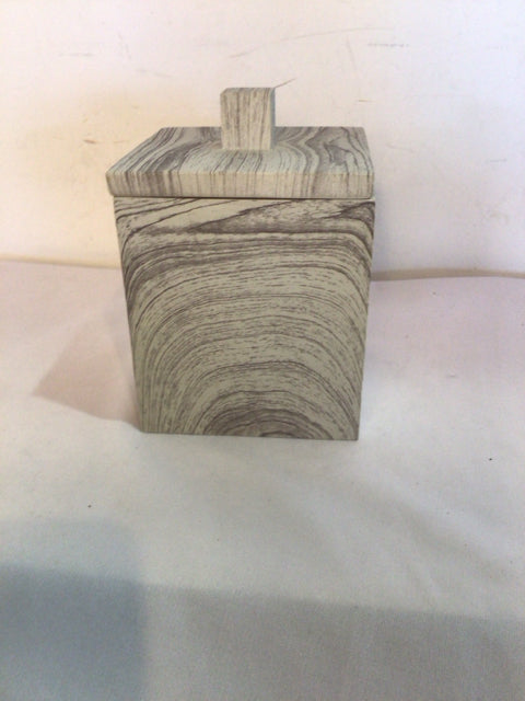 Ceramic Lidded Gray/White Box