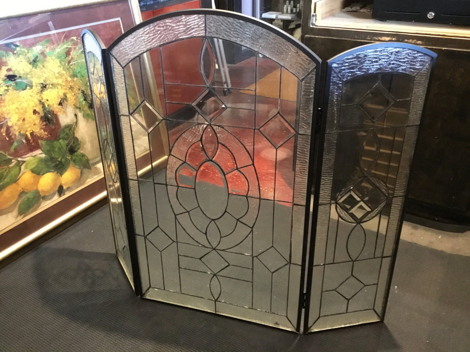 Clear/Black Lead Glass Folding Fireplace Screen
