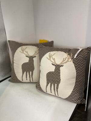 Pair Cream/Gray Deer Zig Zag Pillow Set