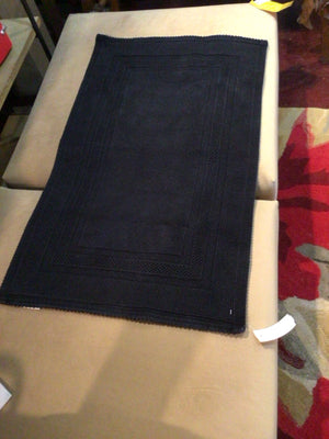 Restoration Hrd. Throw Cotton Black Rug