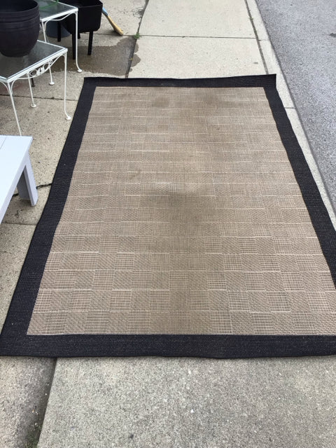 Indoor/outdoor Polypropelyne Rug