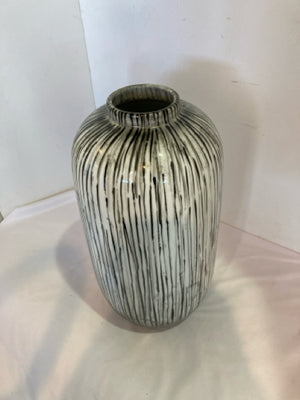 Black/White Ceramic Stripe Vase