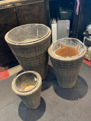 Outdoor/Outside Brown Wicker Set of 3 Planter
