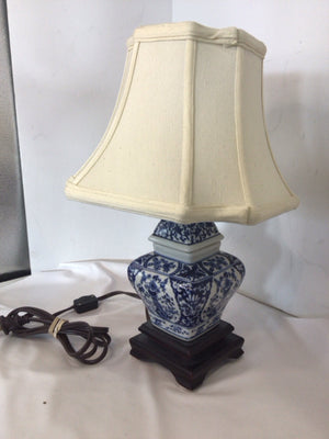 Table Blue/White Ceramic Lamp