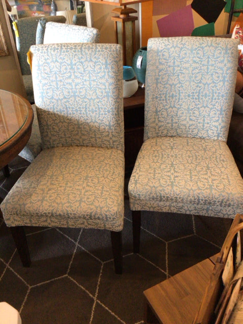 Pair Brocade Parsons As Is Blue/White Chair Set