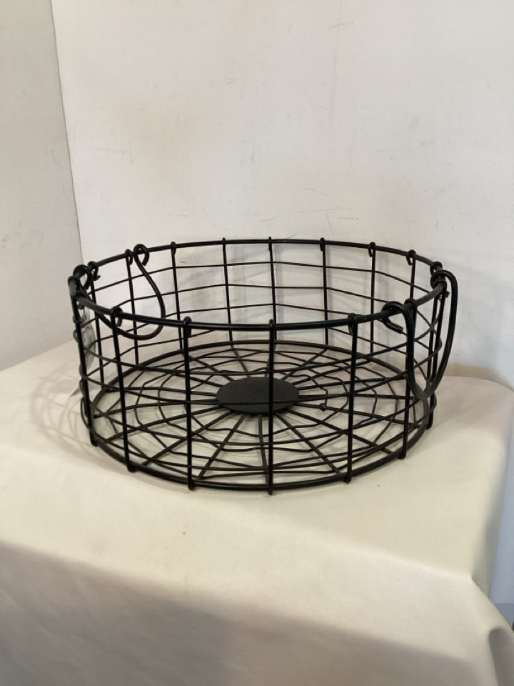 Black Metal Handles Basket