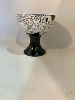 Pedestal Black/White Ceramic Bowl