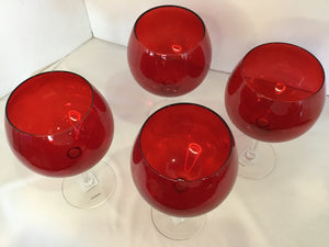 Set of 4 Red Glass Wine Glasses