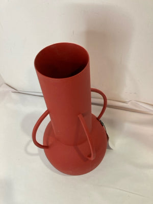 2Modern Modern Metal Vase B92ZT3D3