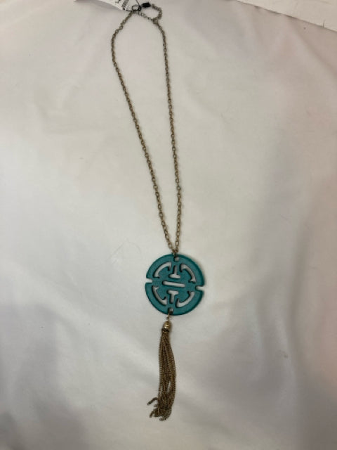 Resin Turquoise Chain Necklace