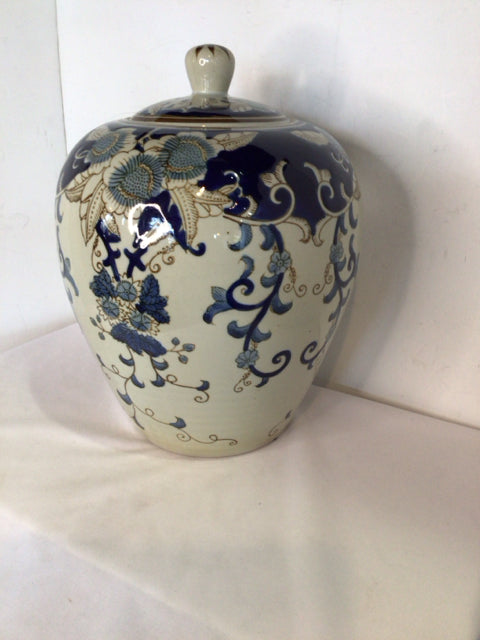 PIER 1 Blue/White Porcelain Floral Urn