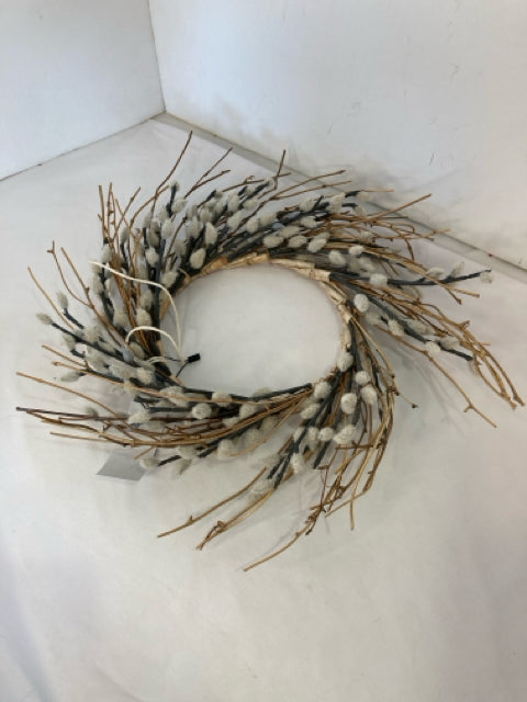 Gray Cattails Wreath