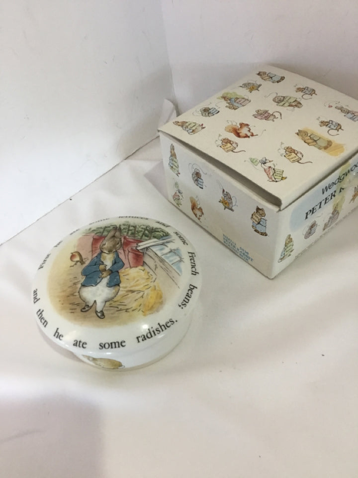 Wedgwood Porcelain Peter Rabbit Trinket Box