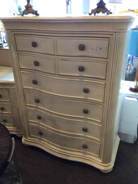 Stanley Wood 6 Drawer As Is Cream Dresser/Chest