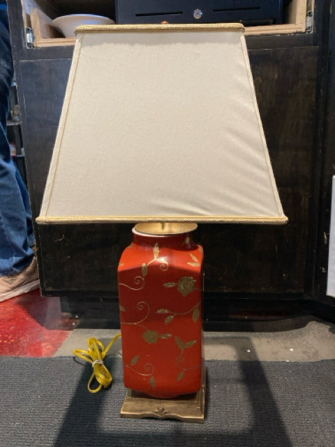 Traditional rust/gold Ceramic Floral Square Lamp