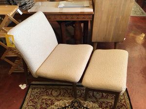 CK9ABVD4 / 7PHPBYVX Burrow Cream Chair & Ottoman