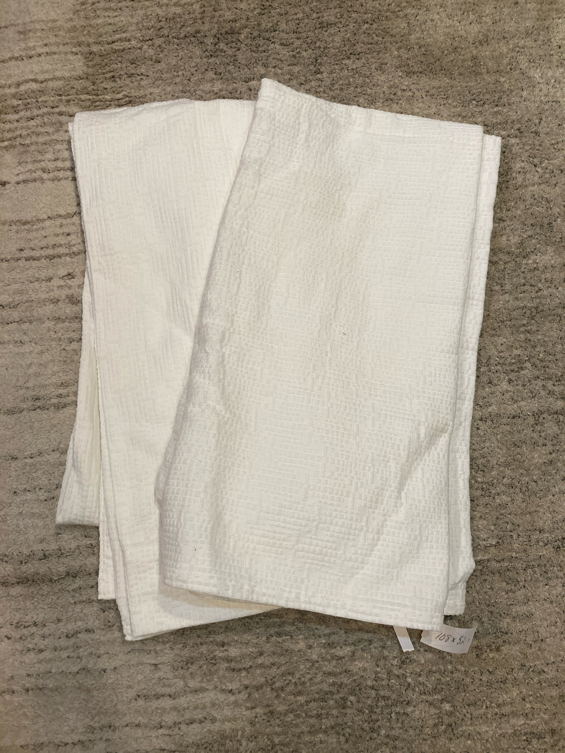 2 Panels White Cotton Draperies/Curtains