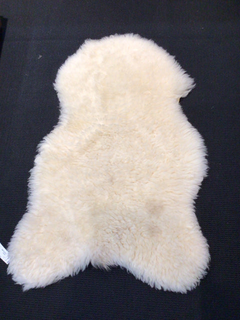 Sheepskin White Rug