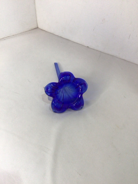 Blue Glass Lilly Figurine