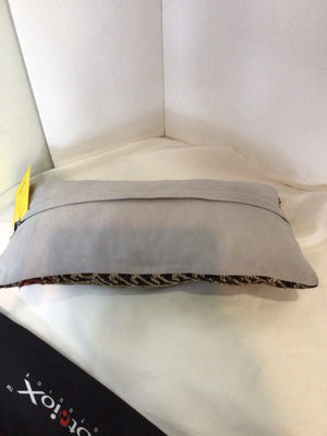 Red/Black Wool Pillow