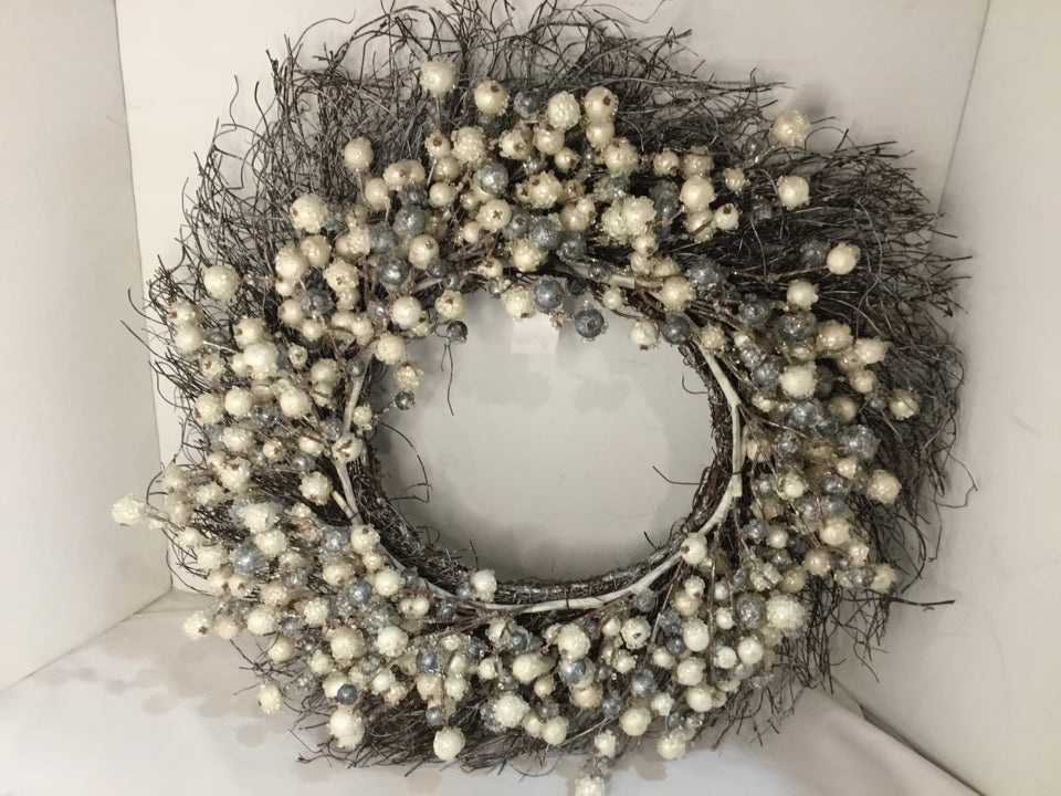 Wreath White/Silver Branches Holiday Item