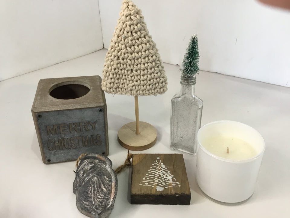 In Bag Multi-Color Mismatched Set Holiday Item