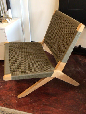 3KED9AWZ Mid-Century Chair