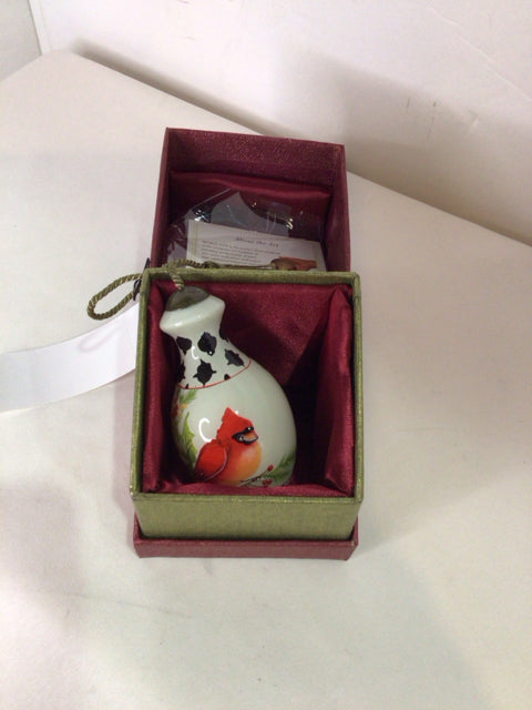 Ne Qwa Art Ornament White Cardinal Holiday Item