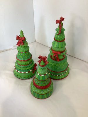 Christmas Green/Red Resin Christmas Trees Set of 3 Holiday Item