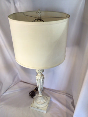 White Wood Pineapple Lamp