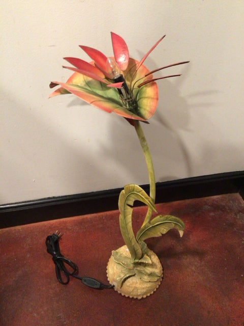 Tropical Yellow/Green Metal Flower Lamp