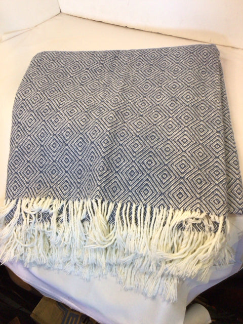 Blue/White Cotton Throw