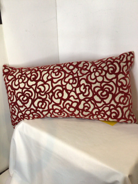 Tahari Home Red/white Down Cut Out Pillow