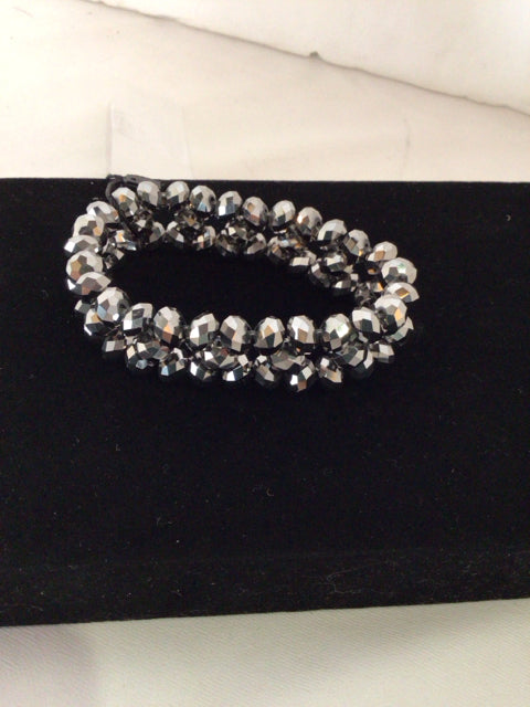Premier Designs Silver Beads Bracelet