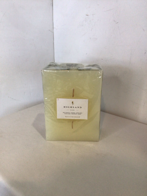 Cream/Green Candle