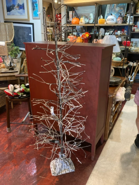 Christmas White Wire Tree Light up Holiday Item