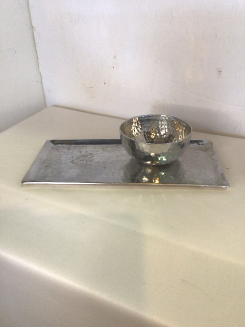 Elm & Iron Hammered Silver Metal Set of 2 Serving Dish